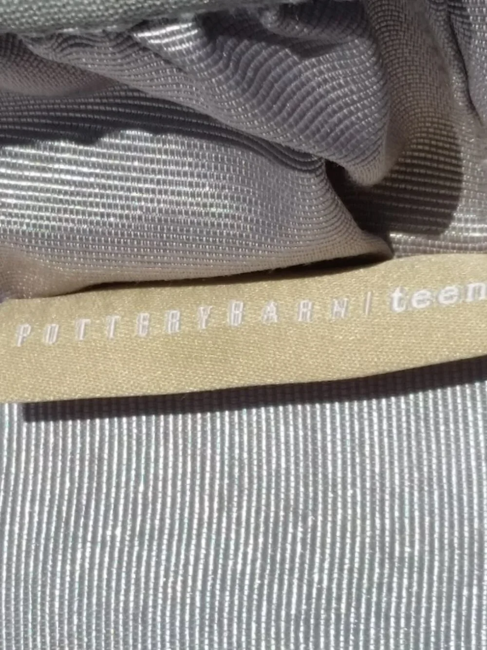 Pottery Barn Teen Cosmetic Case - Picture 7 of 8
